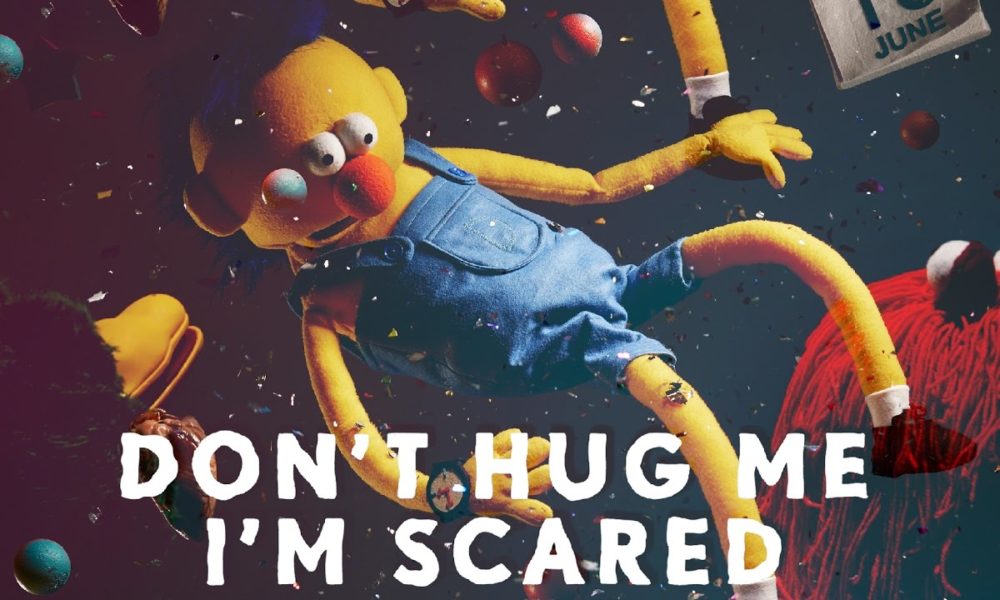 Don't hug me I'm scared, la sua storia 6