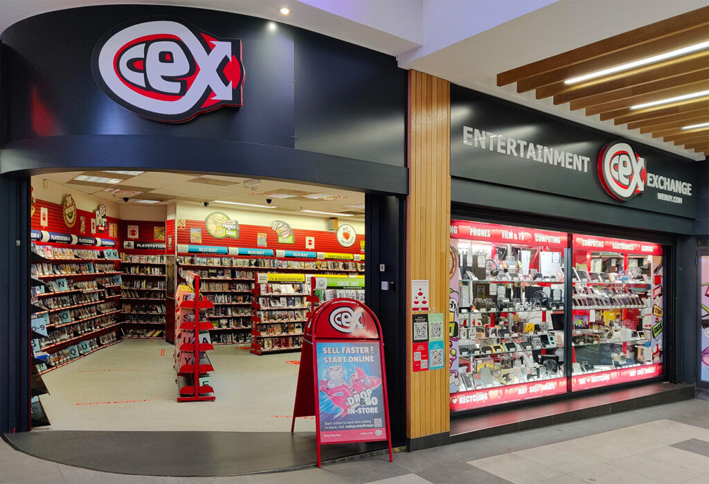 CEX è un'altra catena che vende videogiochi usati, oltre ad altri prodotti di tecnologia.