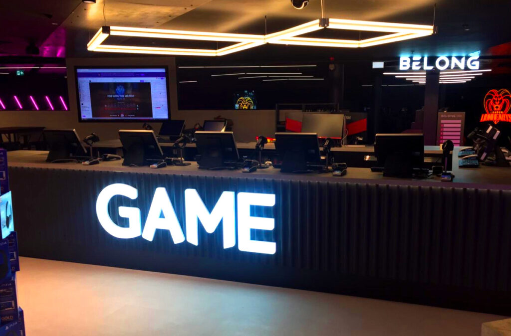 Per uscire dal business model dei videogiochi usati, Game punta sulla catena di sale gaming proprietaria Belong