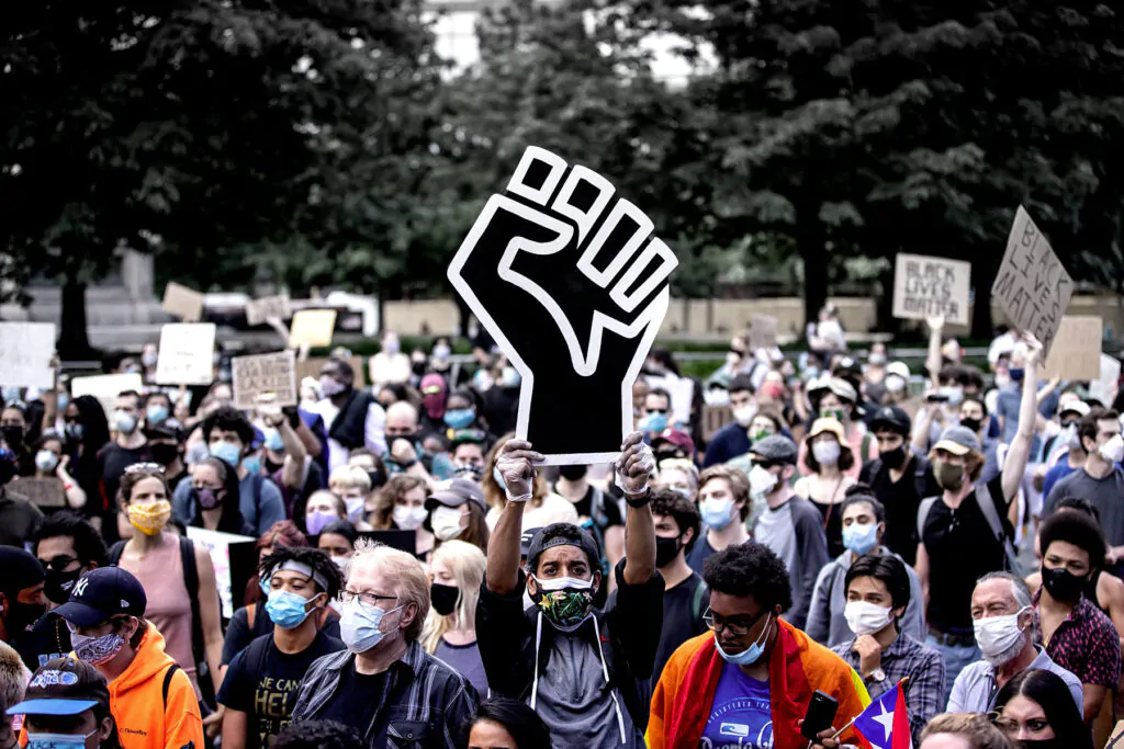 Il woke é un movimento per la difesa dei diritti civili.